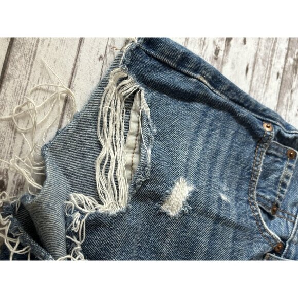 Levi’s 501 Women’s Cut Off Denim Shorts Size 24 Ripped Distressed - Picture 11 of 12